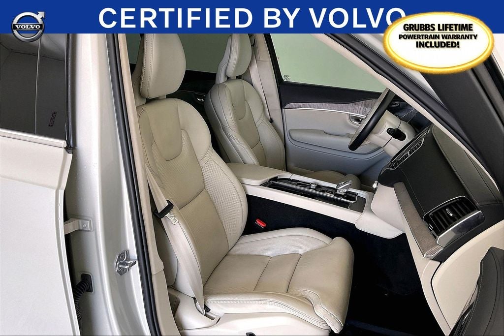 2022 Volvo XC90 Recharge Plug-In Hybrid T8 Inscription 7 Passenger