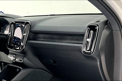 2023 Volvo C40 Recharge Pure Electric Twin Core