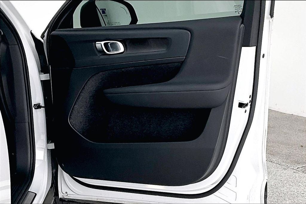 2023 Volvo C40 Recharge Pure Electric Twin Core