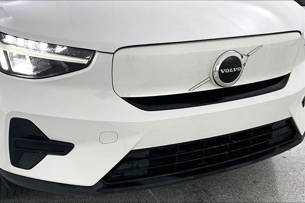 2023 Volvo C40 Recharge Pure Electric Twin Core