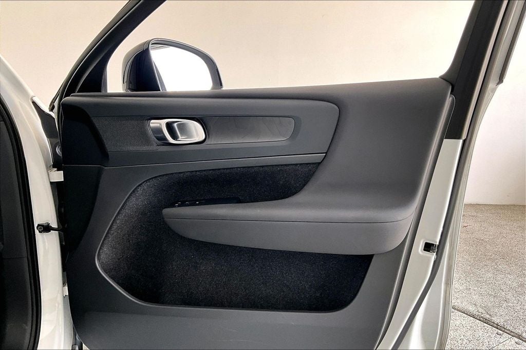 2023 Volvo C40 Recharge Pure Electric Twin Plus