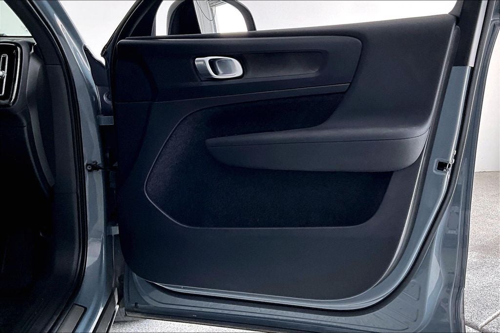 2023 Volvo C40 Recharge Pure Electric Twin Plus