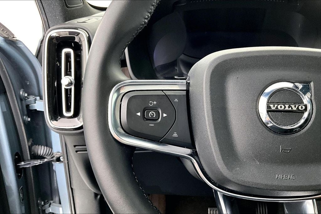 2023 Volvo C40 Recharge Pure Electric Twin Plus