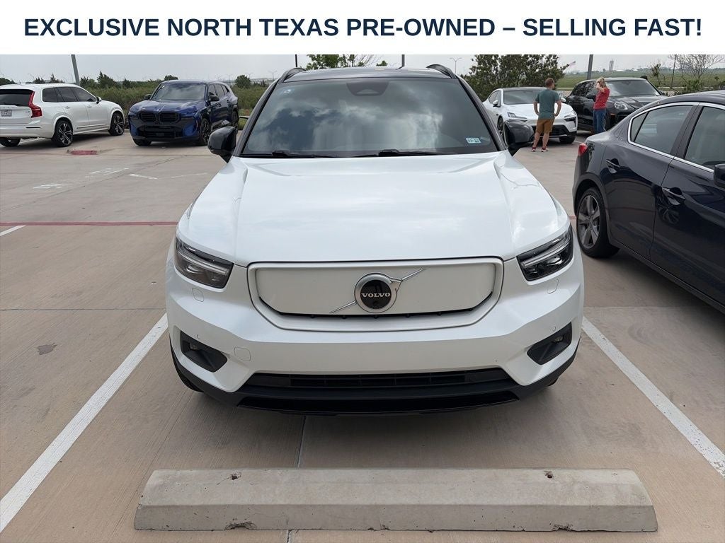 2022 Volvo XC40 Recharge Pure Electric P8 Plus
