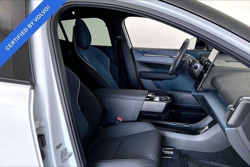 2025 Volvo EX30 Twin Motor Performance Plus