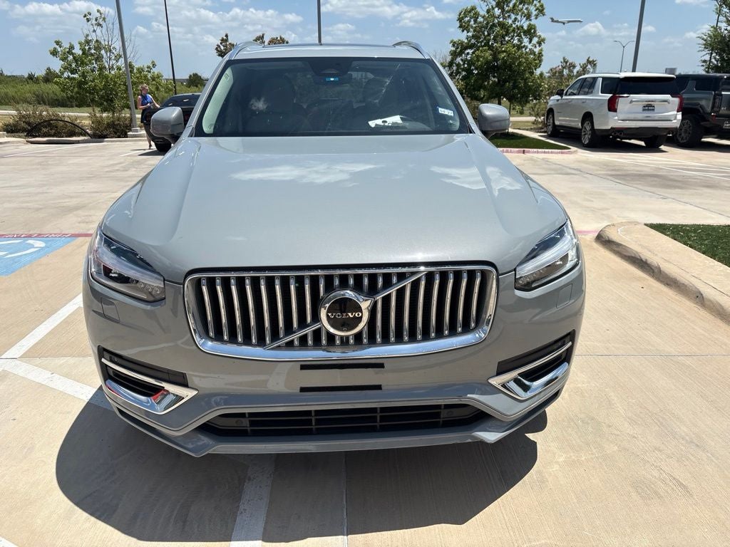 2024 Volvo XC90 Recharge Plug-In Hybrid T8 Plus Bright Theme 7 Passenger