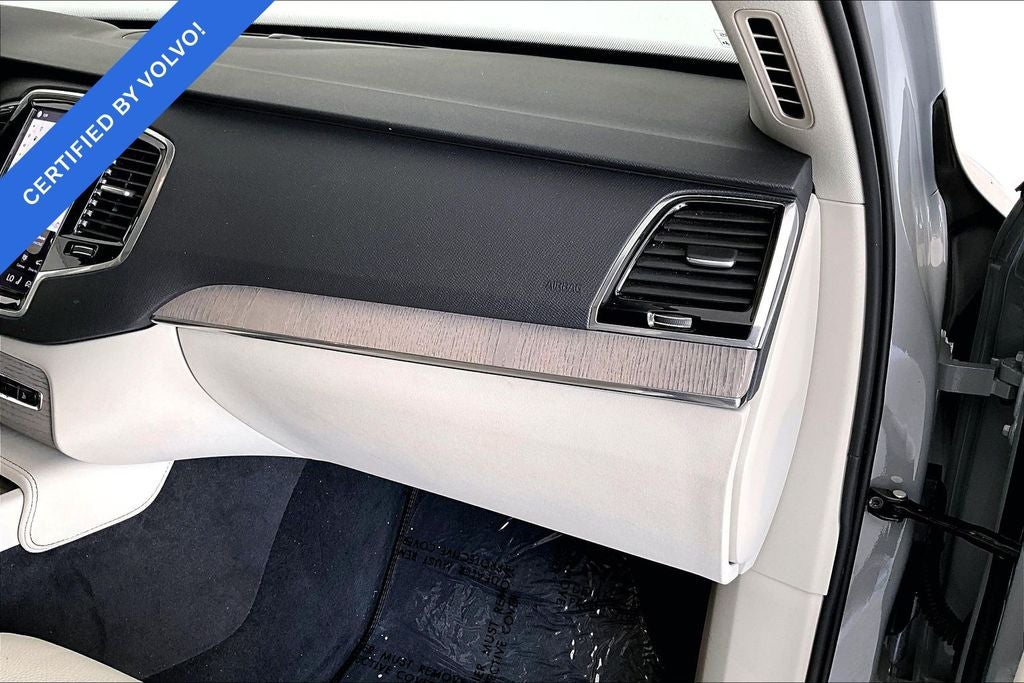 2024 Volvo XC90 Recharge Plug-In Hybrid T8 Plus Bright Theme 7 Passenger