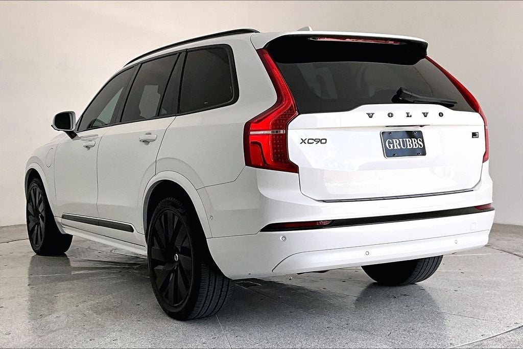 2024 Volvo XC90 Recharge Plug-In Hybrid T8 Plus Bright Theme 7 Passenger