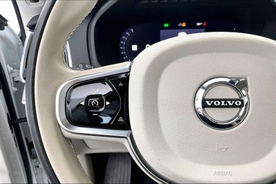 2024 Volvo XC90 Recharge Plug-In Hybrid T8 Plus Bright Theme 7 Passenger