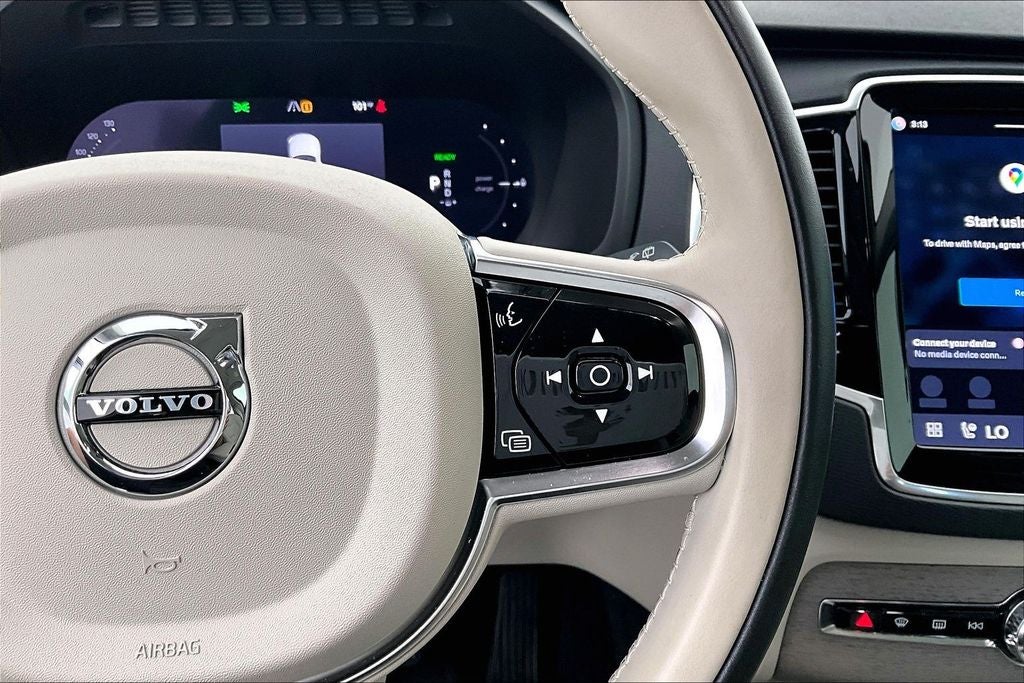 2024 Volvo XC90 Recharge Plug-In Hybrid T8 Plus Bright Theme 7 Passenger
