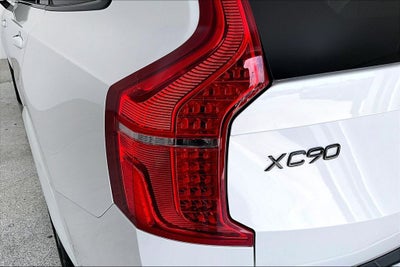 2024 Volvo XC90 Recharge Plug-In Hybrid T8 Plus Bright Theme 7 Passenger