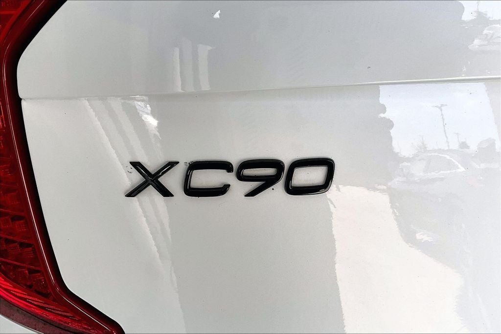 2024 Volvo XC90 Recharge Plug-In Hybrid T8 Plus Bright Theme 7 Passenger