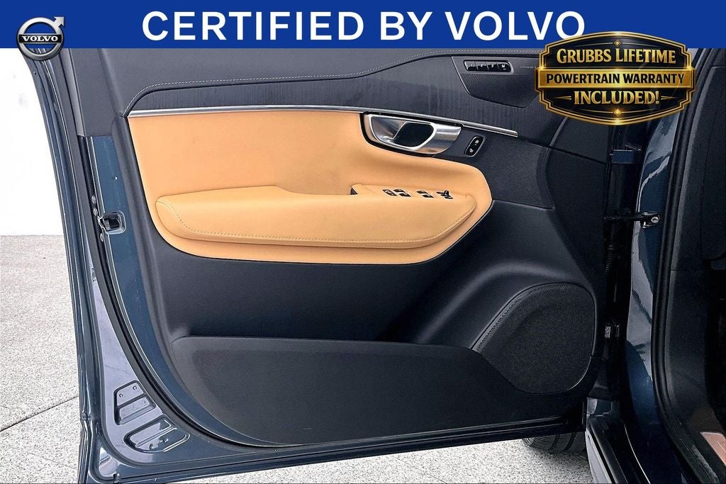 2024 Volvo XC90 Recharge Plug-In Hybrid Ultimate