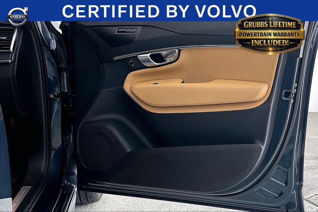 2024 Volvo XC90 Recharge Plug-In Hybrid Ultimate