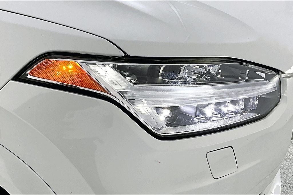 2023 Volvo XC90 Recharge Plug-In Hybrid T8 Plus Bright Theme 7 Passenger