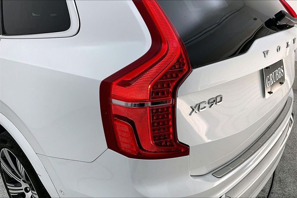 2023 Volvo XC90 Recharge Plug-In Hybrid T8 Plus Bright Theme 7 Passenger