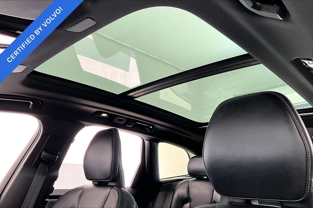 2024 Volvo XC60 Recharge Plug-In Hybrid Ultimate Black Edition