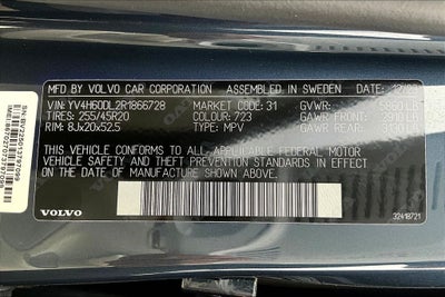 2024 Volvo XC60 Recharge Plug-In Hybrid T8 Plus Dark Theme