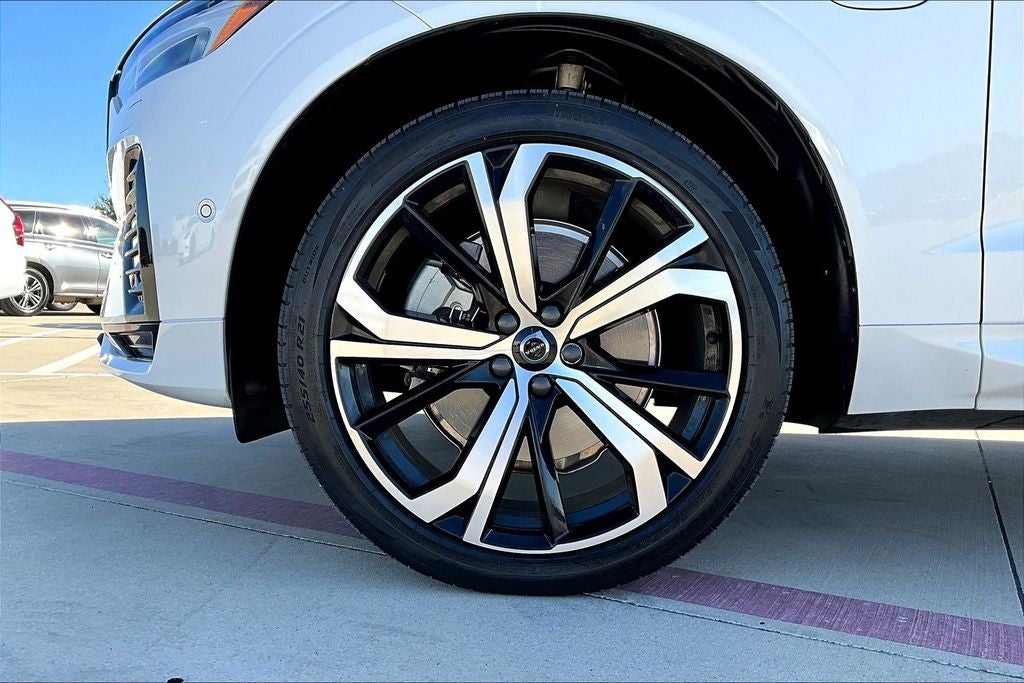 2024 Volvo XC60 Recharge Plug-In Hybrid Ultimate