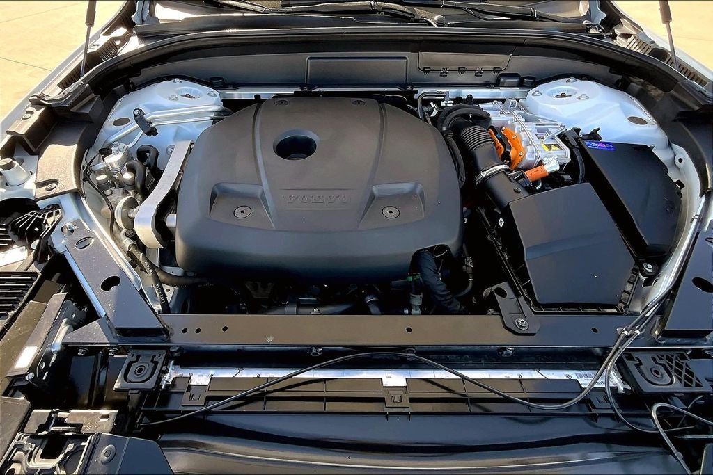 2024 Volvo XC60 Recharge Plug-In Hybrid Ultimate