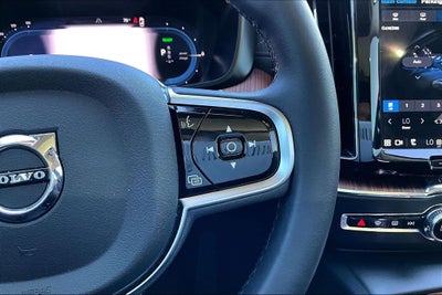 2024 Volvo XC60 Recharge Plug-In Hybrid Ultimate