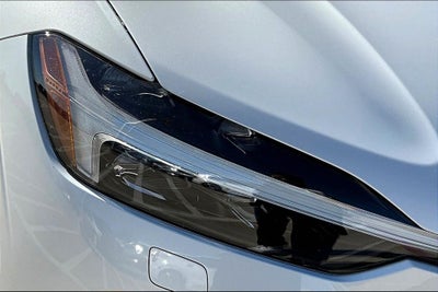 2024 Volvo XC60 Recharge Plug-In Hybrid Ultimate