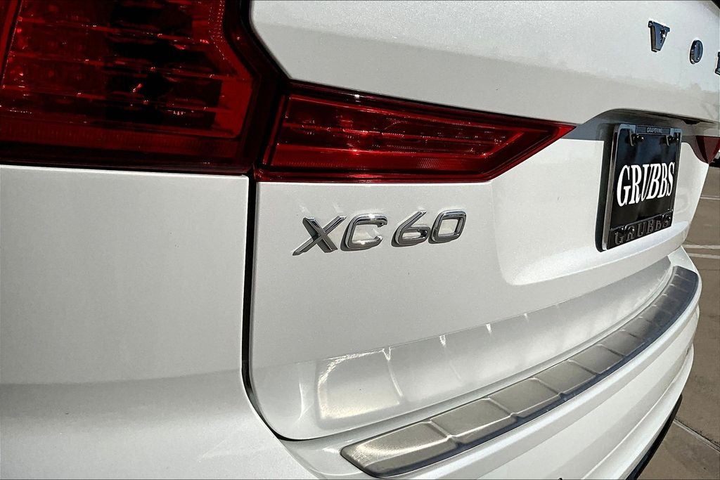 2024 Volvo XC60 Recharge Plug-In Hybrid Ultimate
