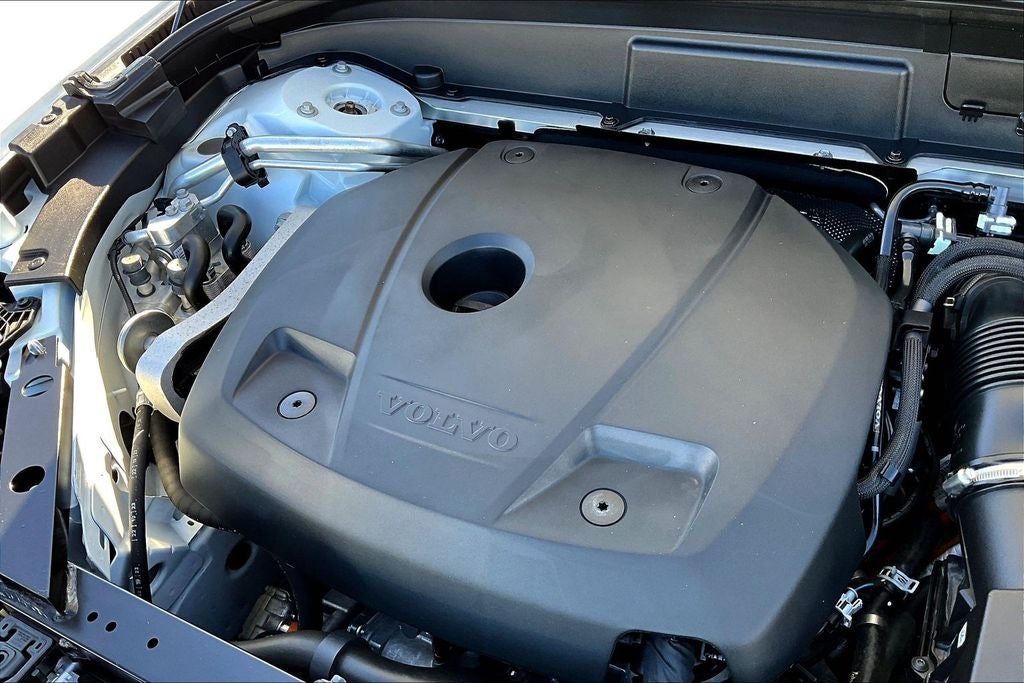 2024 Volvo XC60 Recharge Plug-In Hybrid Ultimate