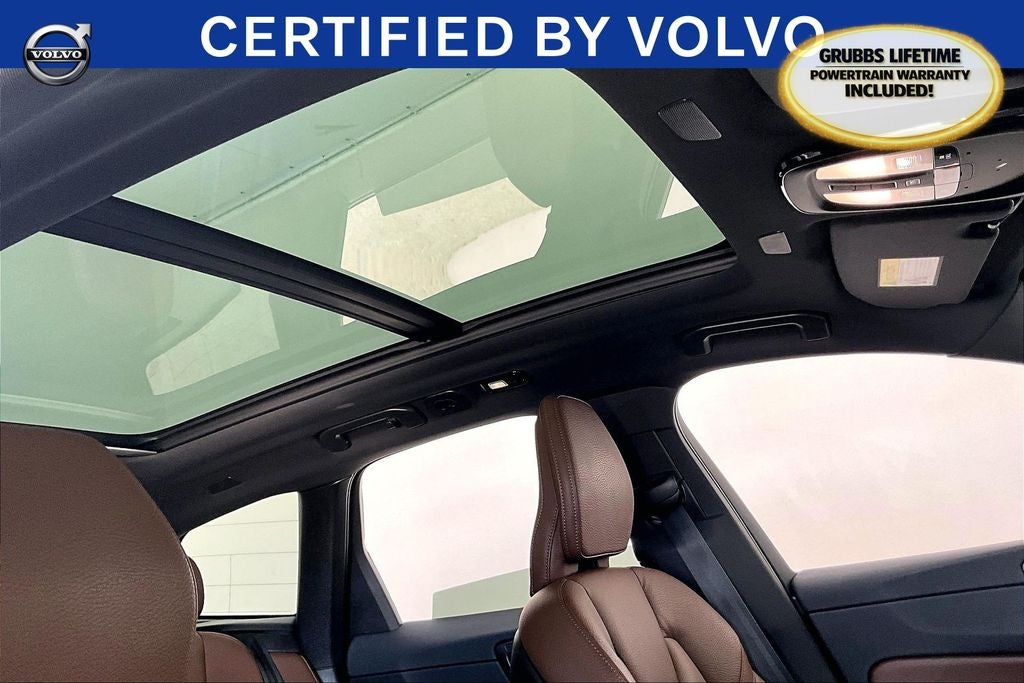 2022 Volvo XC60 Recharge Plug-In Hybrid T8 Inscription Expression