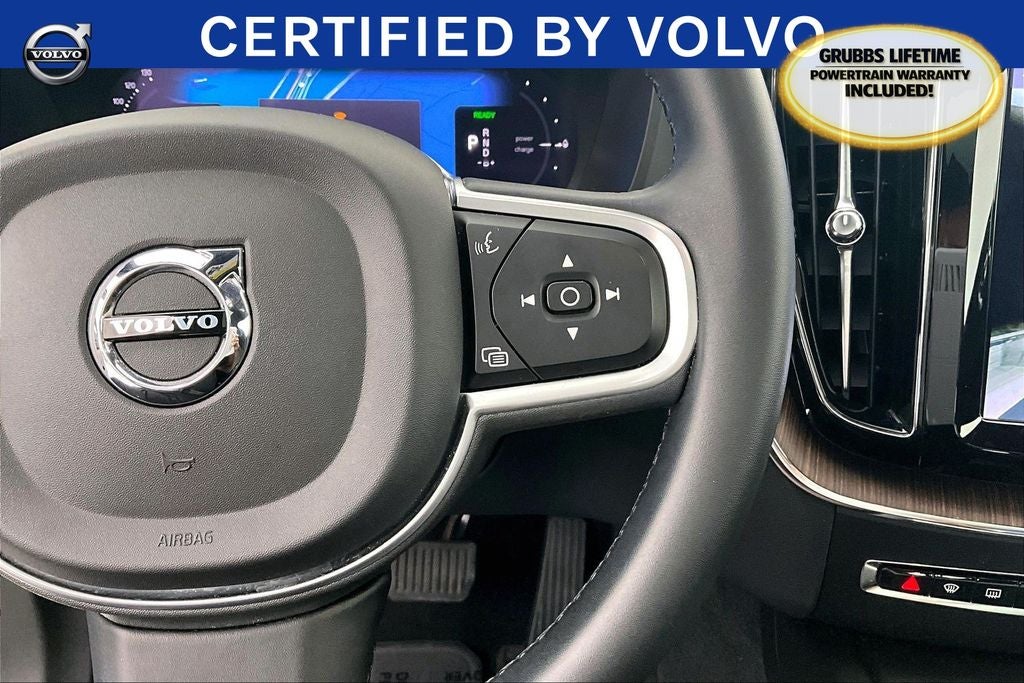 2022 Volvo XC60 Recharge Plug-In Hybrid T8 Inscription Expression