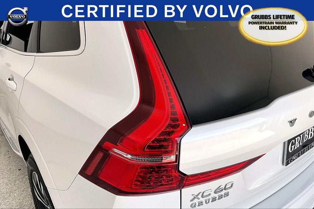 2022 Volvo XC60 Recharge Plug-In Hybrid T8 Inscription Expression
