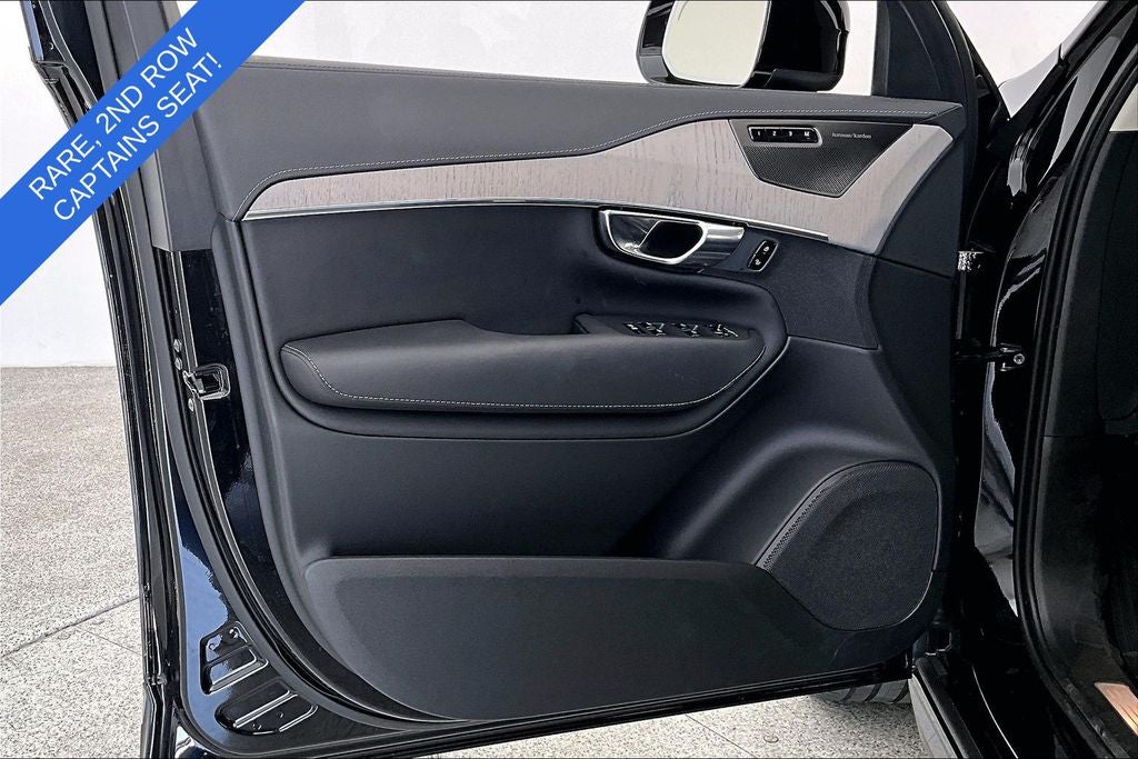 2025 Volvo XC90 Plug-In Hybrid T8 Ultra 6 Passenger