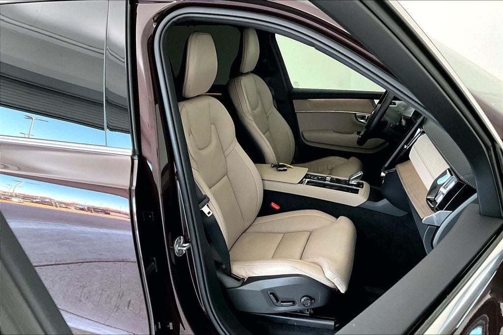 2026 Volvo XC90 Plug-In Hybrid T8 Ultra 6 Passenger 2025.5