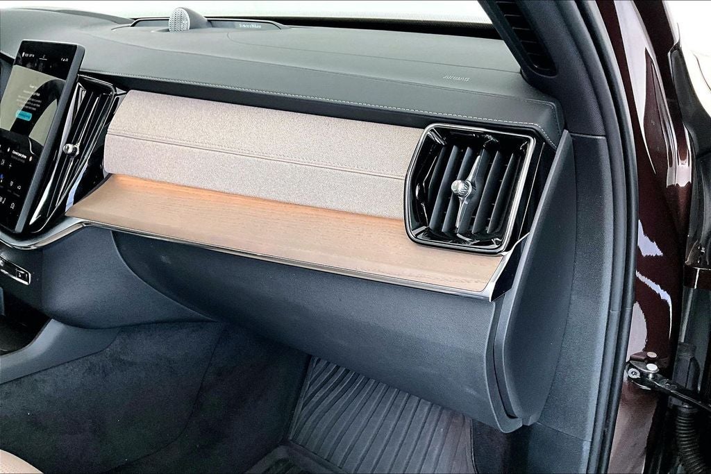 2026 Volvo XC90 Plug-In Hybrid T8 Ultra 6 Passenger 2025.5