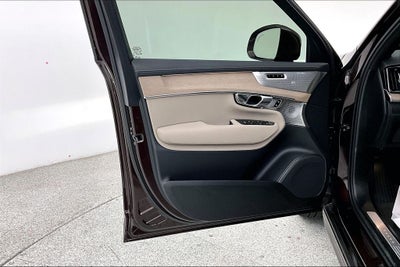 2026 Volvo XC90 Plug-In Hybrid T8 Ultra 6 Passenger 2025.5