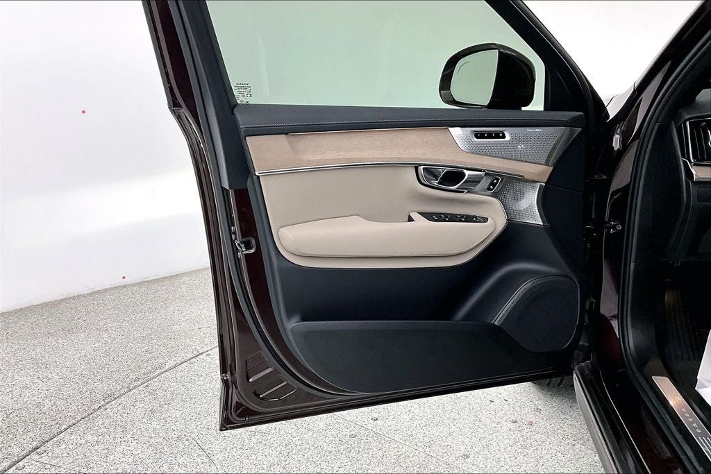 2026 Volvo XC90 Plug-In Hybrid T8 Ultra 6 Passenger 2025.5