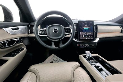 2026 Volvo XC90 Plug-In Hybrid T8 Ultra 6 Passenger 2025.5