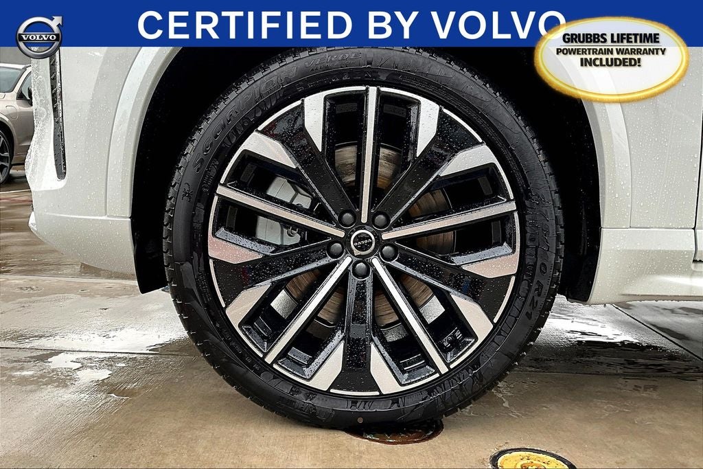 2025 Volvo XC90 Plug-In Hybrid T8 Core 7 Passenger 2025.5