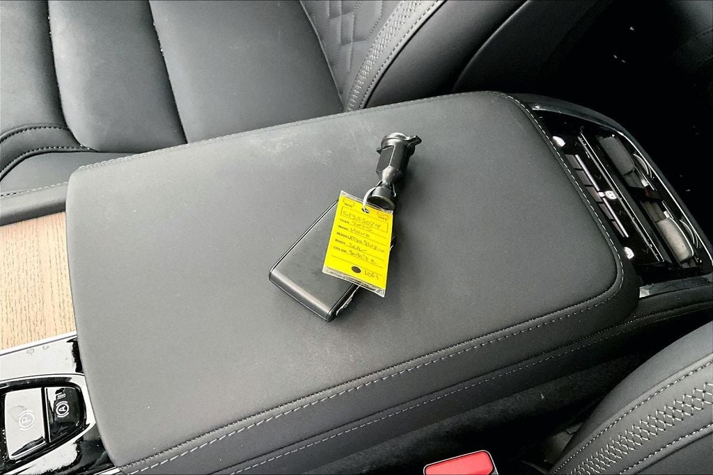 2025 Volvo XC90 Plug-In Hybrid T8 Plus 7 Passenger 2025.5