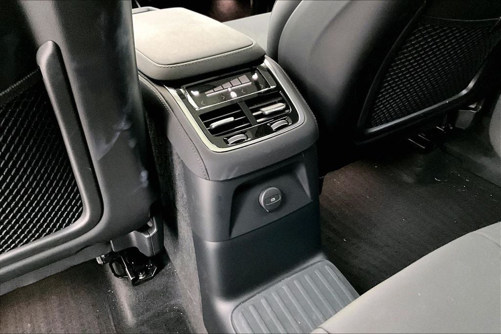 2025 Volvo XC90 Plug-In Hybrid T8 Plus 7 Passenger 2025.5