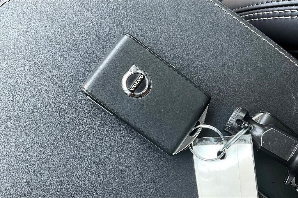 2025 Volvo XC90 Plug-In Hybrid T8 Ultra 7 Passenger