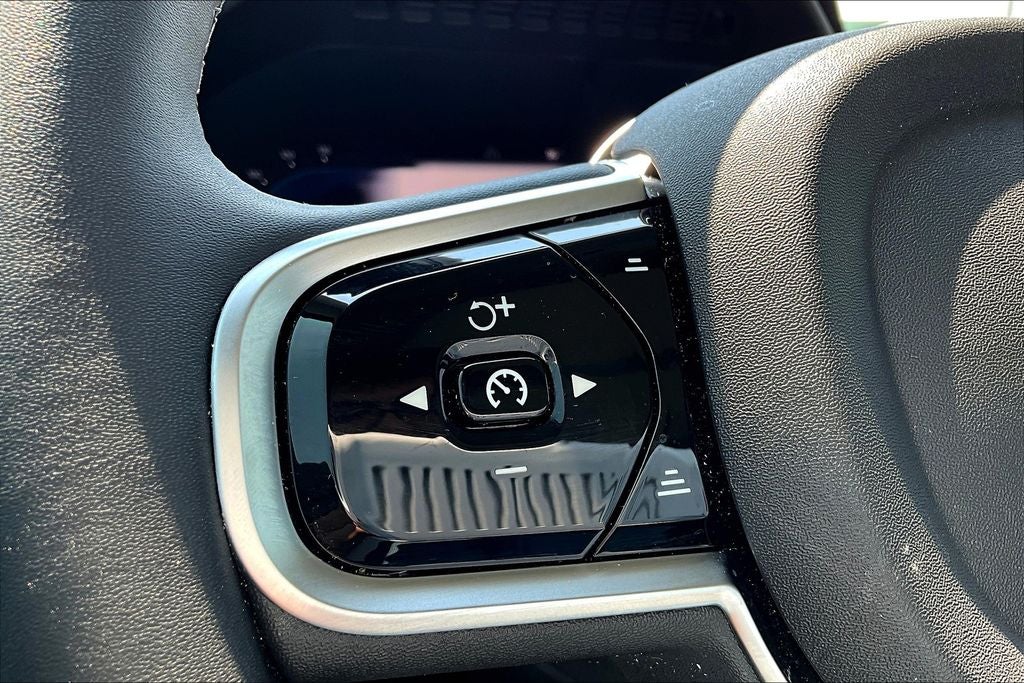 2025 Volvo XC90 Plug-In Hybrid T8 Ultra 7 Passenger