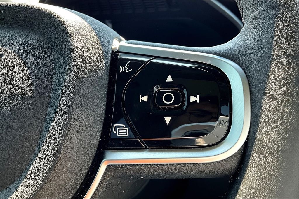 2025 Volvo XC90 Plug-In Hybrid T8 Ultra 7 Passenger