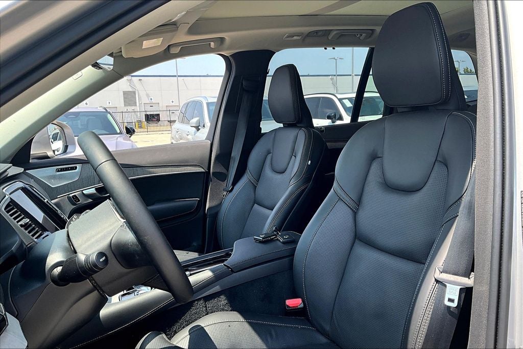 2025 Volvo XC90 Plug-In Hybrid T8 Ultra 7 Passenger