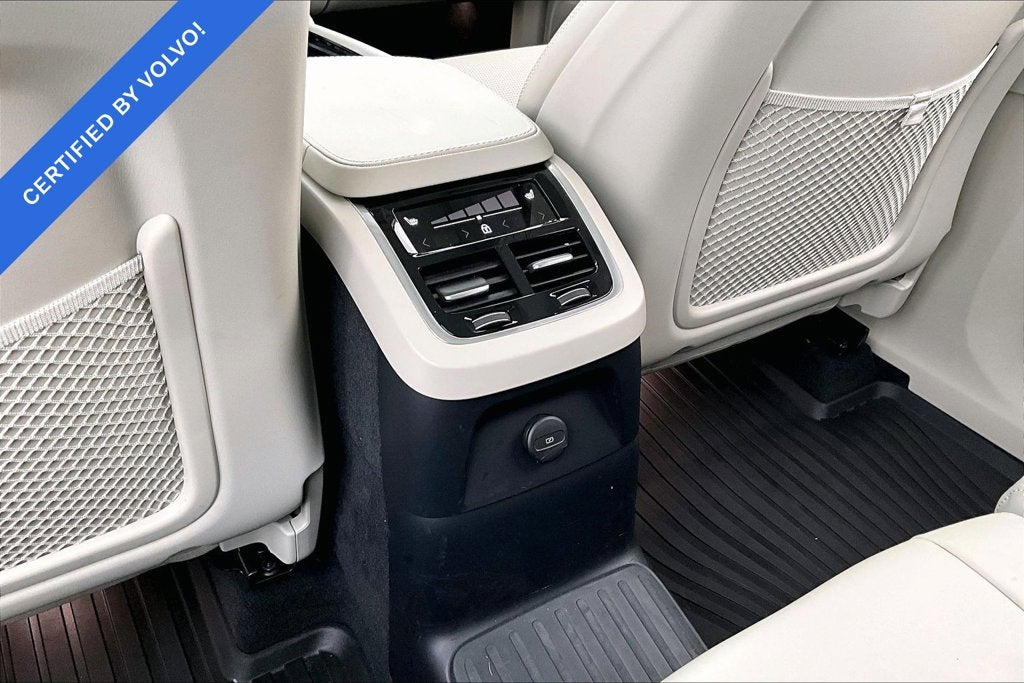 2025 Volvo XC90 Plug-In Hybrid T8 Ultra 7 Passenger