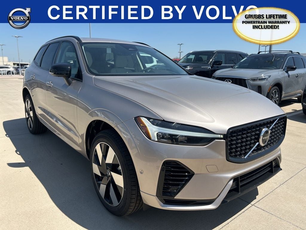 2025 Volvo XC60 Plug-In Hybrid T8 Plus