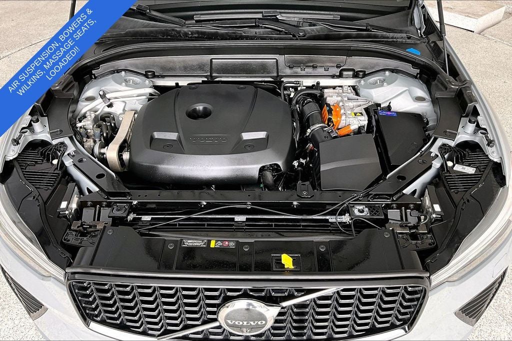 2025 Volvo XC60 Plug-In Hybrid T8 Ultra