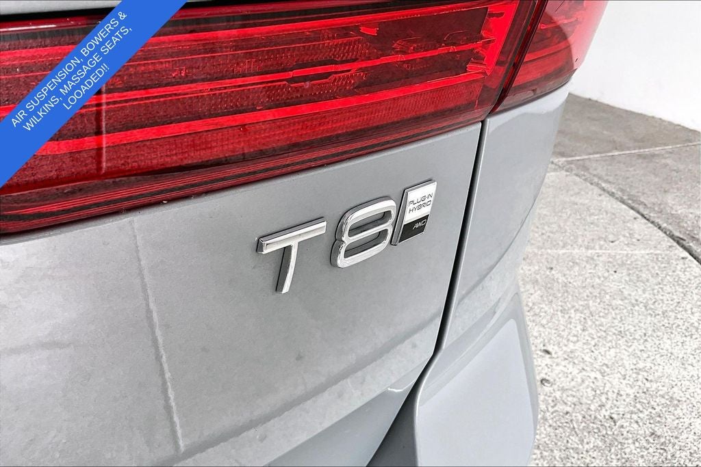 2025 Volvo XC60 Plug-In Hybrid T8 Ultra