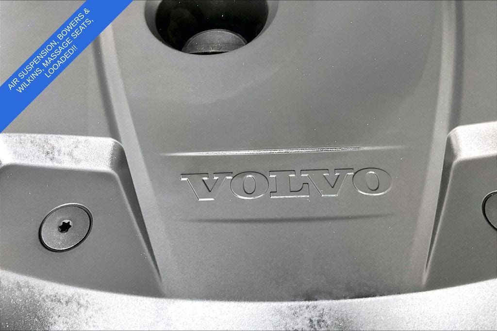 2025 Volvo XC60 Plug-In Hybrid T8 Ultra
