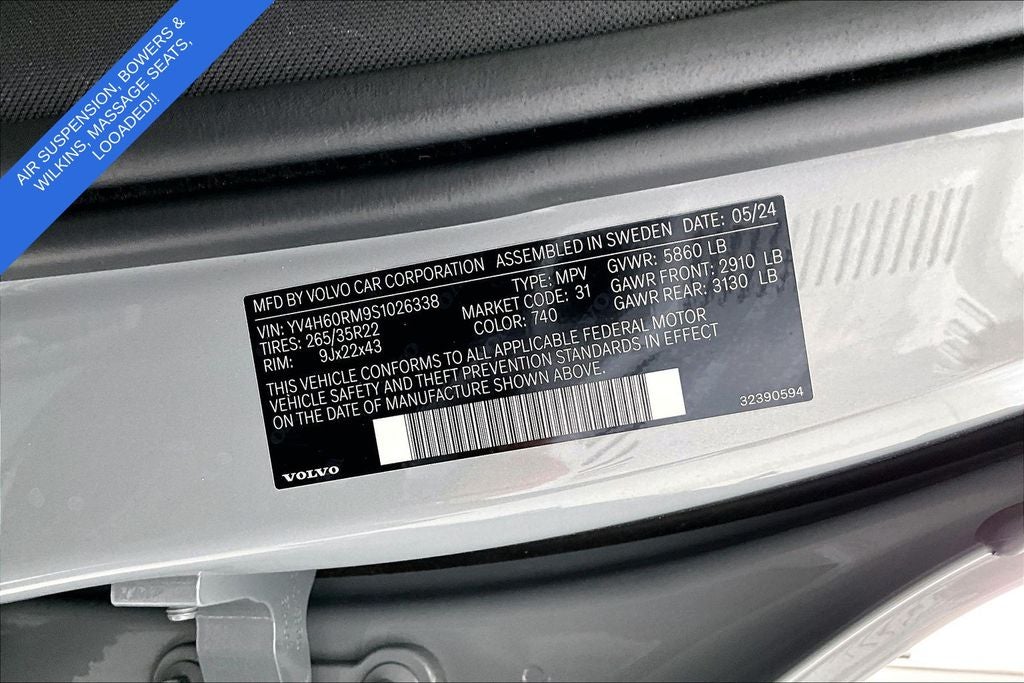 2025 Volvo XC60 Plug-In Hybrid T8 Ultra